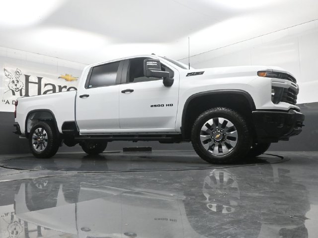 New 2026 Chevrolet Silverado 2500HD Custom Truck