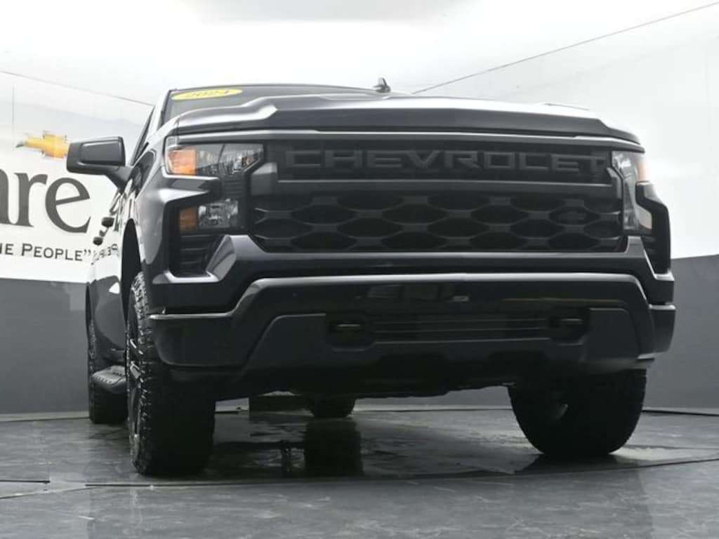 Used 2024 Chevrolet Silverado 1500 Custom Trail Boss Truck