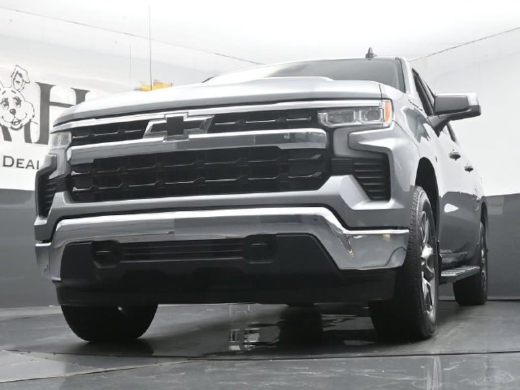 Used 2024 Chevrolet Silverado 1500 LT w/1LT Truck Crew Cab