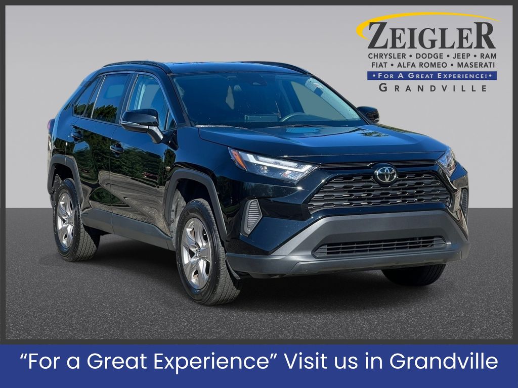 Used 2025 Toyota RAV4 XLE SUV