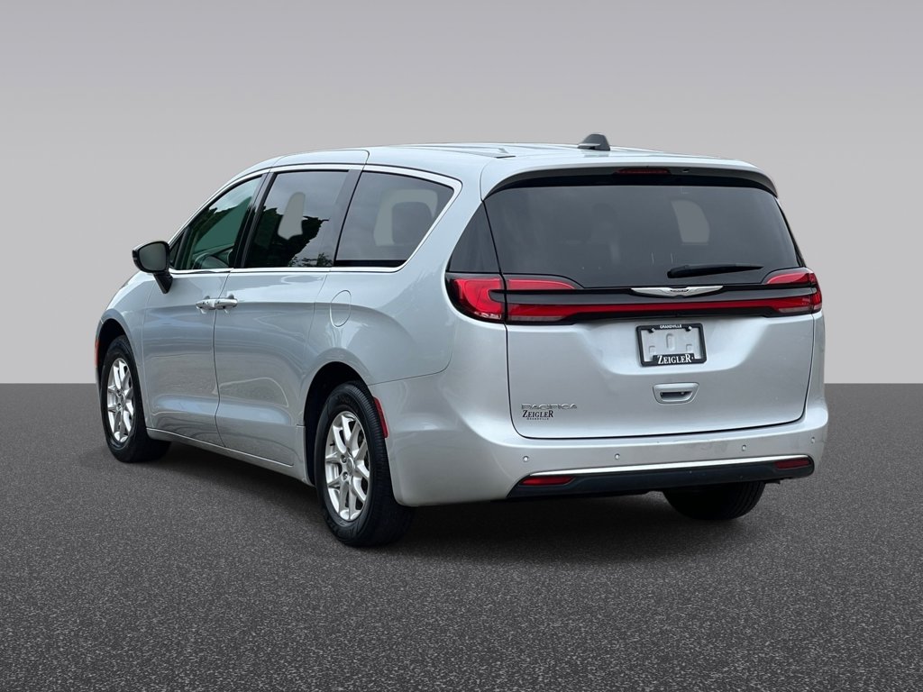 Used 2024 Chrysler Pacifica Touring L Van Passenger Van