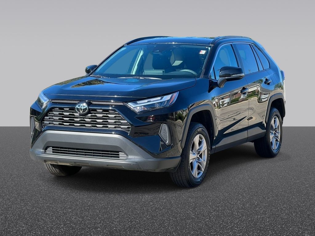 Used 2025 Toyota RAV4 XLE SUV