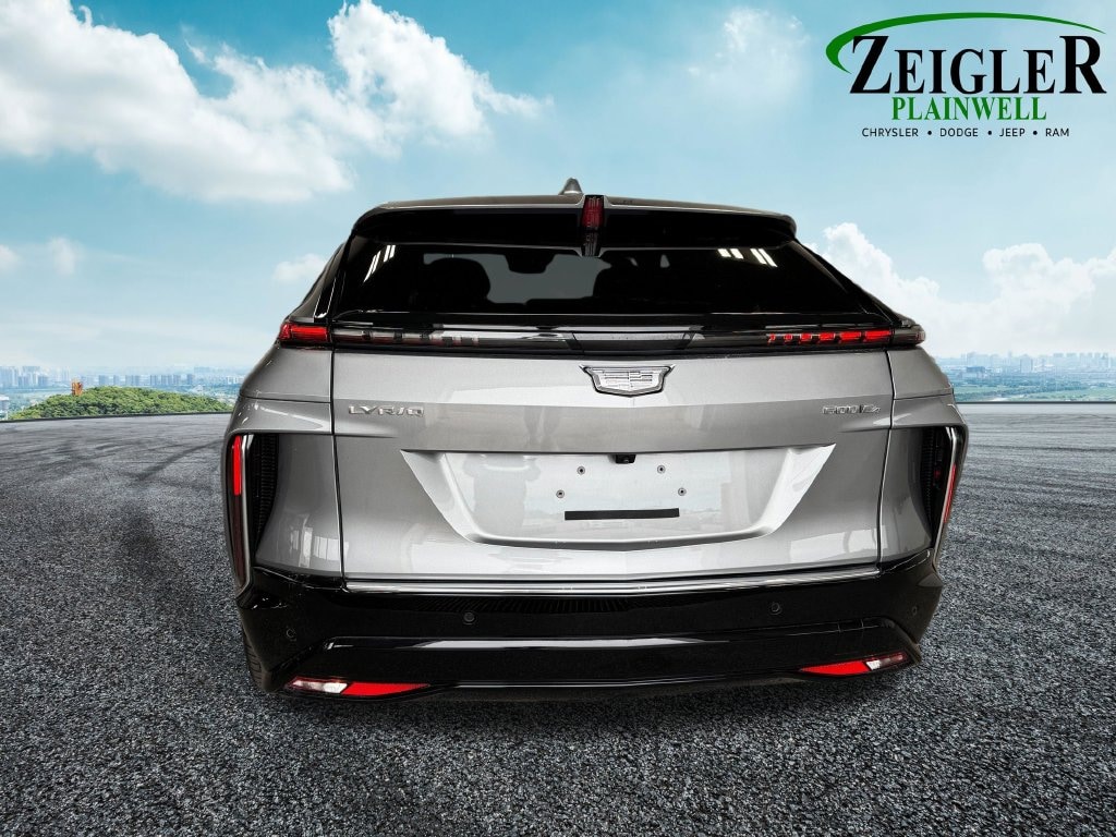 Used 2025 Cadillac Lyriq Luxury SUV
