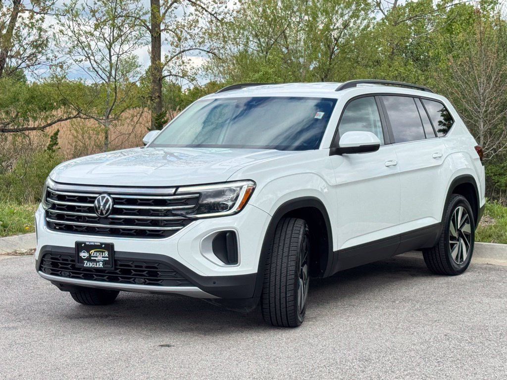 Used 2024 Volkswagen Atlas 2.0T SE w/Technology SUV