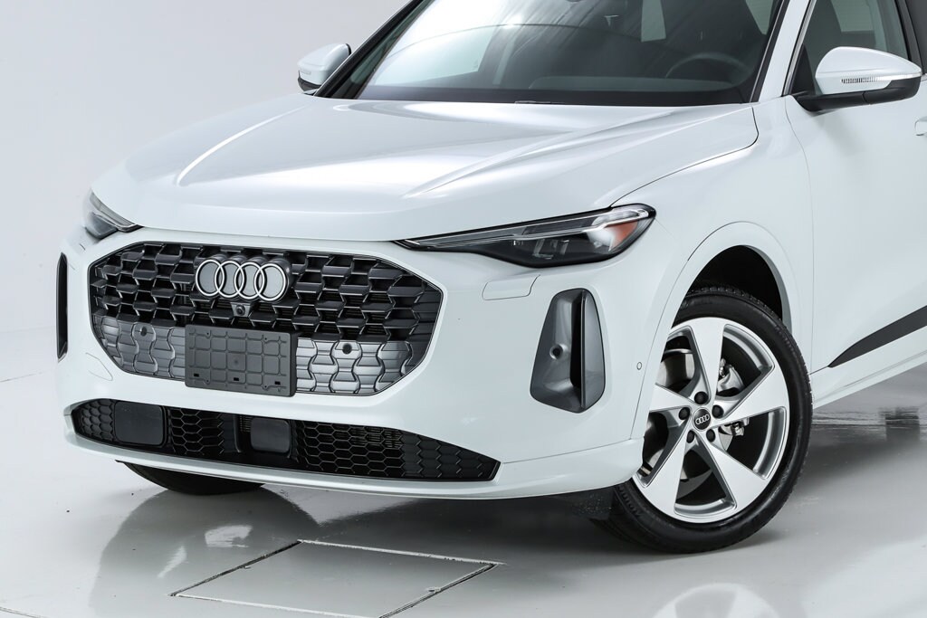 Used 2025 Audi Q5 2.0T Premium Plus SUV