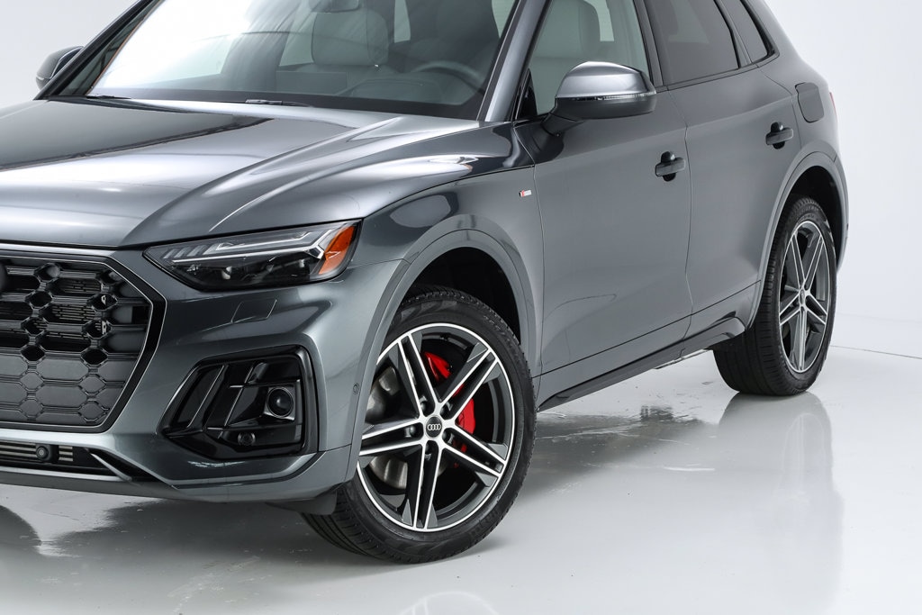 Used 2024 Audi Q5 e 55 Prestige SUV