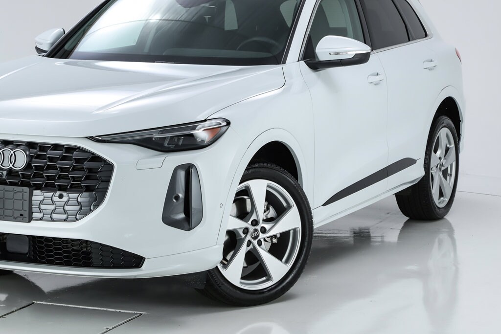 Used 2025 Audi Q5 2.0T Premium Plus SUV