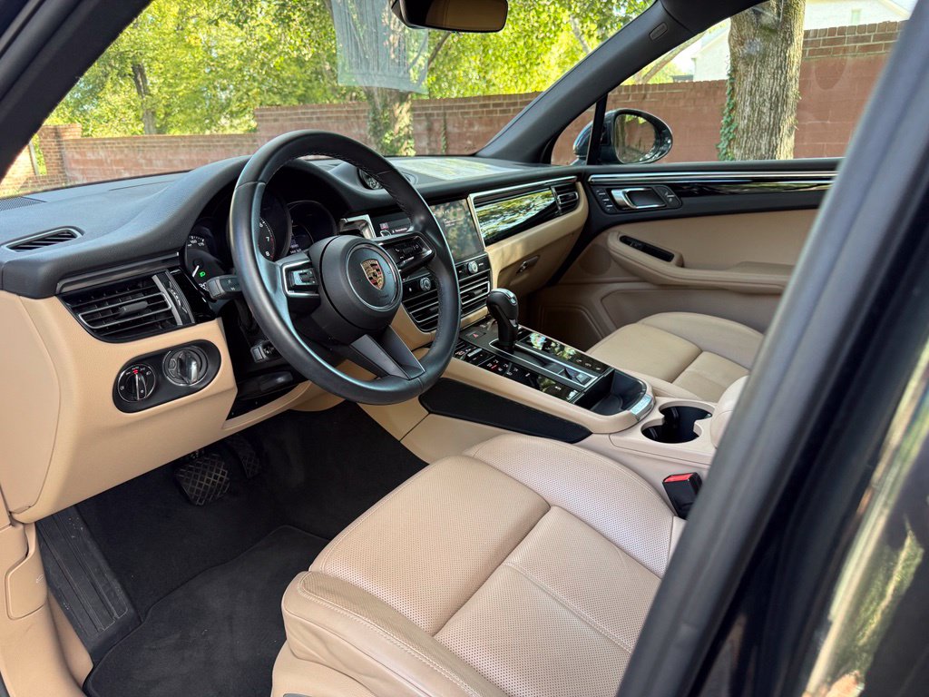 Certified 2023 Porsche Macan SUV