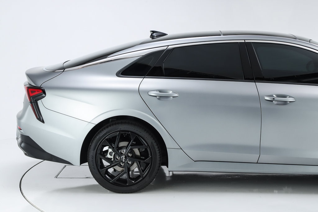2026 Kia K5 GT-Line - Photo 16