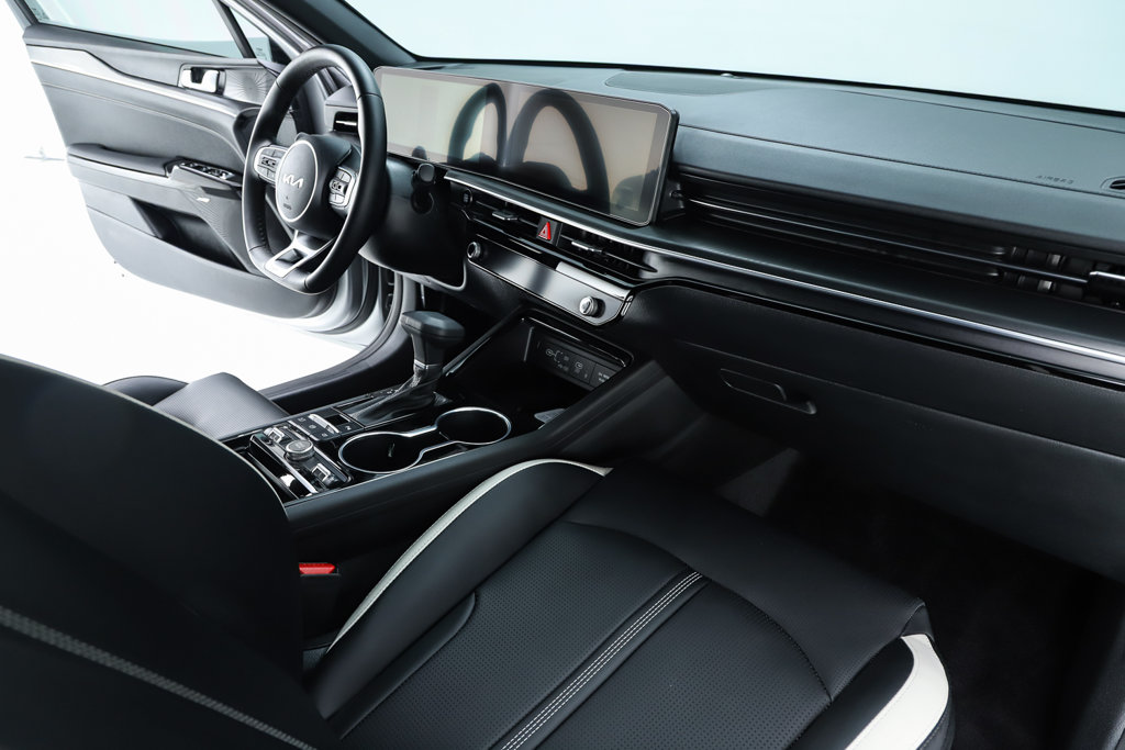 2026 Kia K5 GT-Line - Photo 37