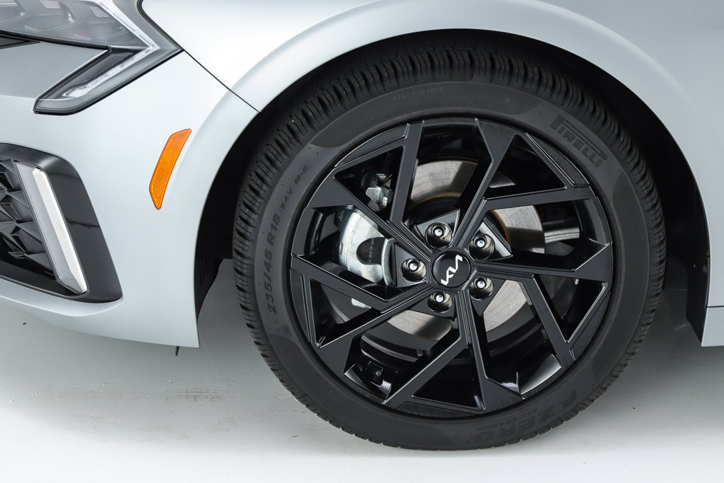 2026 Kia K5 GT-Line - Photo 8