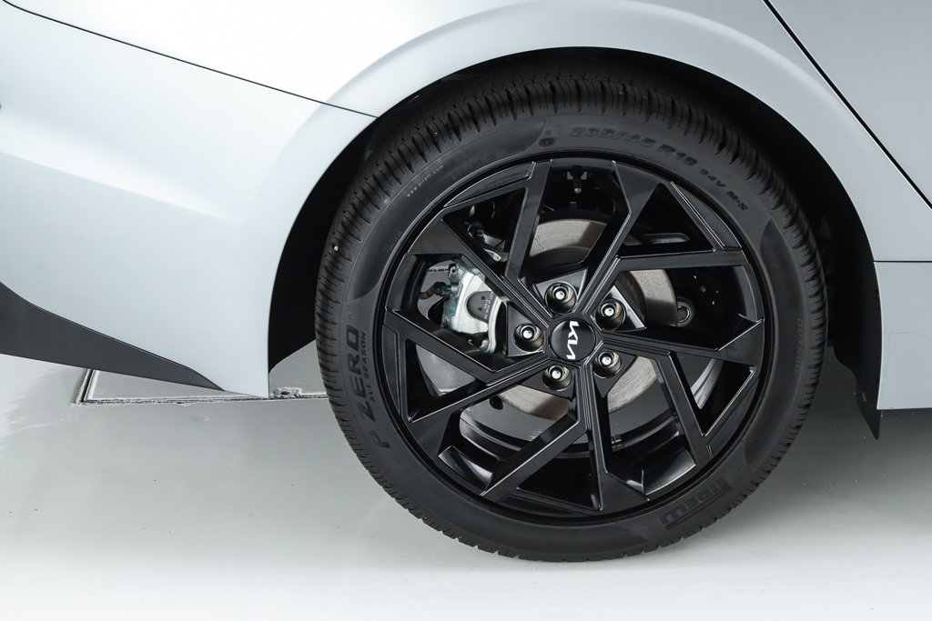 2026 Kia K5 GT-Line - Photo 18