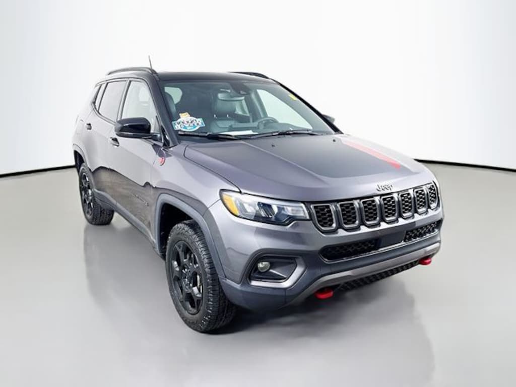 Used 2024 Jeep Compass Trailhawk SUV