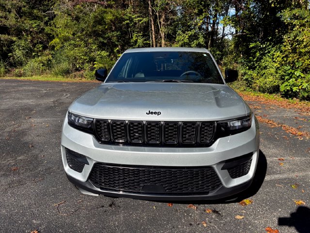 Used 2025 Jeep Grand Cherokee Altitude X SUV