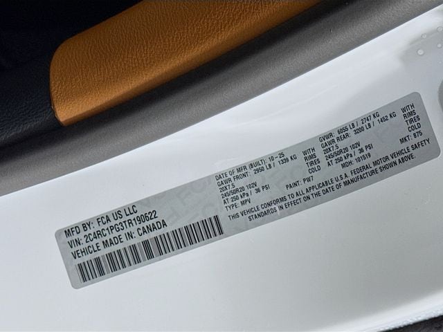 2026 Chrysler Pacifica Pinnacle - Photo 38