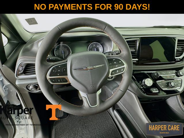 2026 Chrysler Pacifica Pinnacle - Photo 13