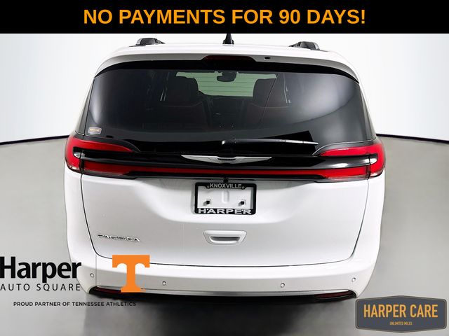 2026 Chrysler Pacifica Pinnacle - Photo 6