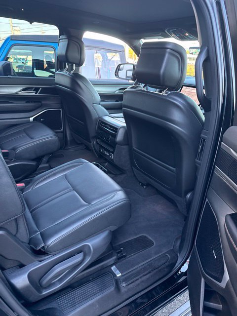 Used 2025 Jeep Wagoneer Series III SUV