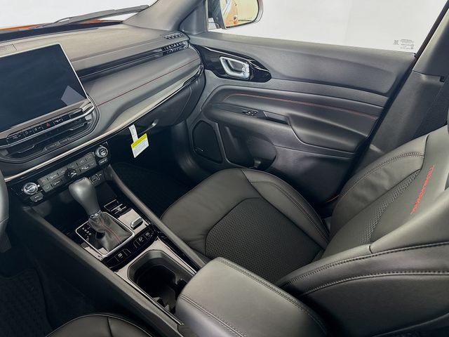 2026 Jeep Compass Trailhawk - Photo 23