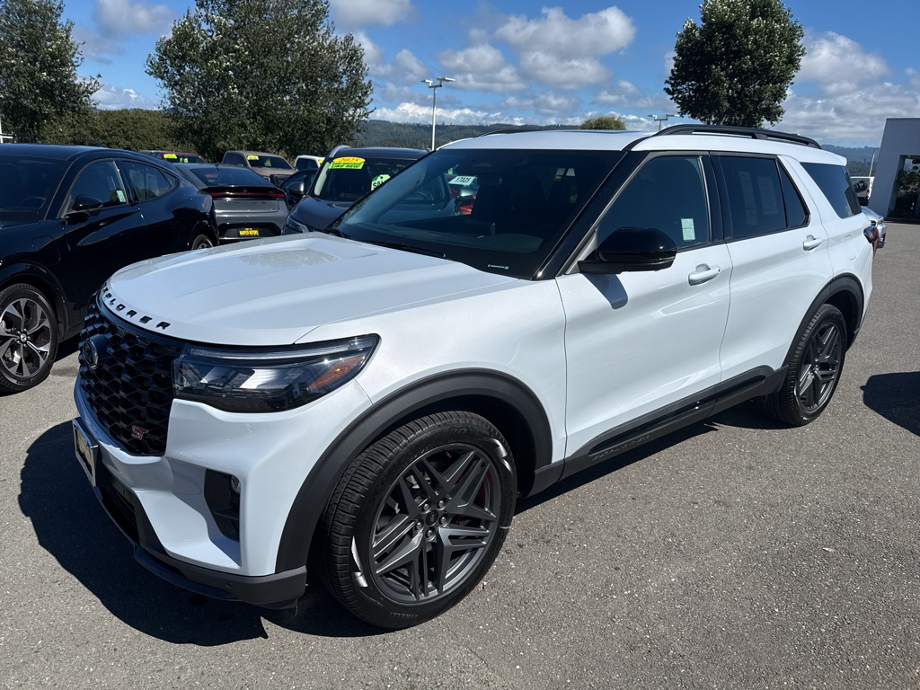 2026 Ford Explorer ST SUV