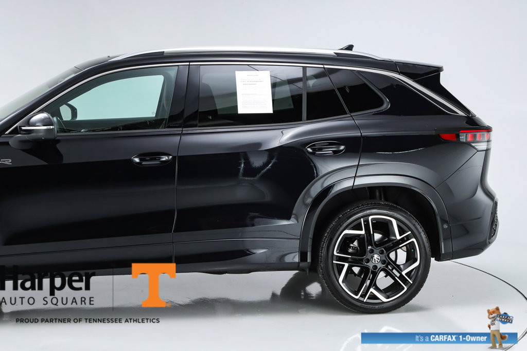 Used 2025 Volkswagen Tiguan 2.0T SEL R-Line SUV