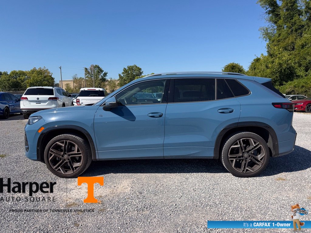 Used 2025 Volkswagen Tiguan 2.0T SEL R-Line SUV