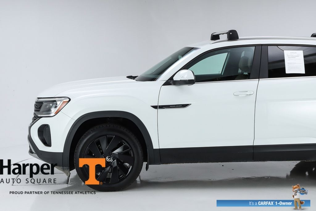Used 2024 Volkswagen Atlas Cross Sport 2.0T SE w/Technology SUV