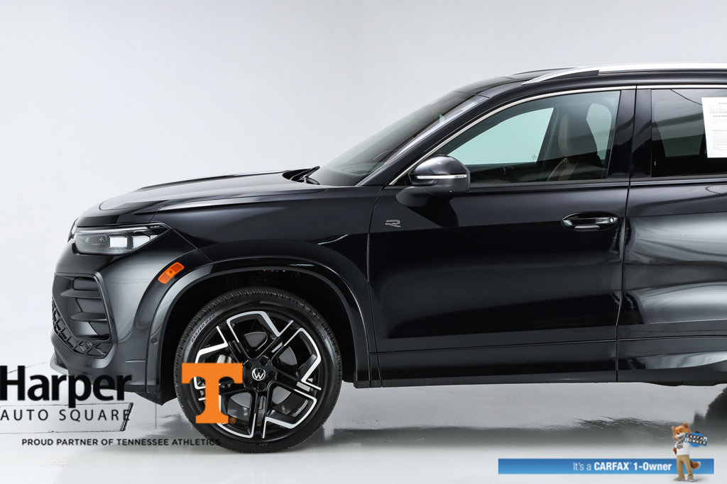 Used 2025 Volkswagen Tiguan 2.0T SEL R-Line SUV