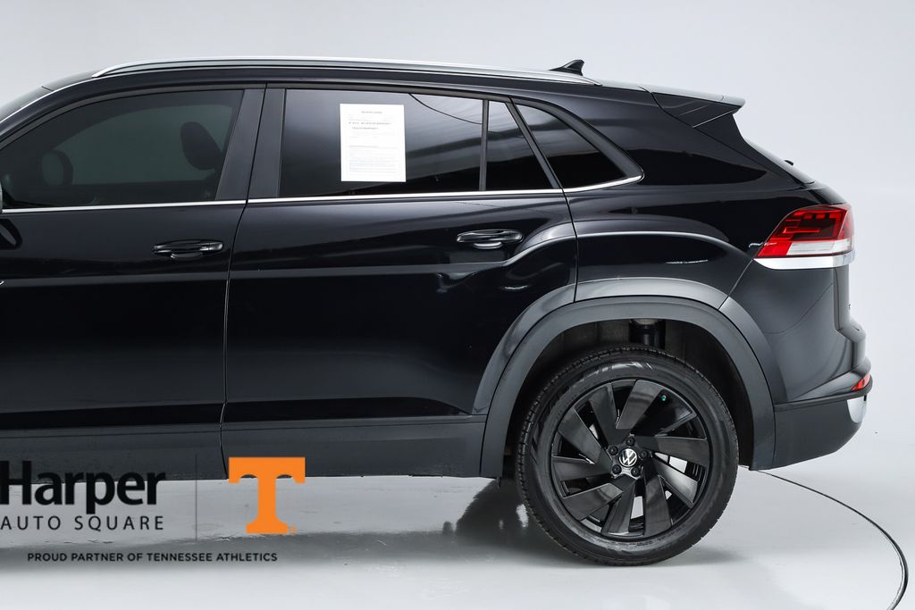 Used 2024 Volkswagen Atlas Cross Sport 2.0T SE w/Technology SUV