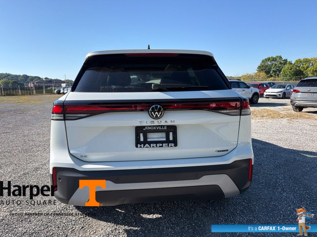 Used 2025 Volkswagen Tiguan 2.0T SE SUV