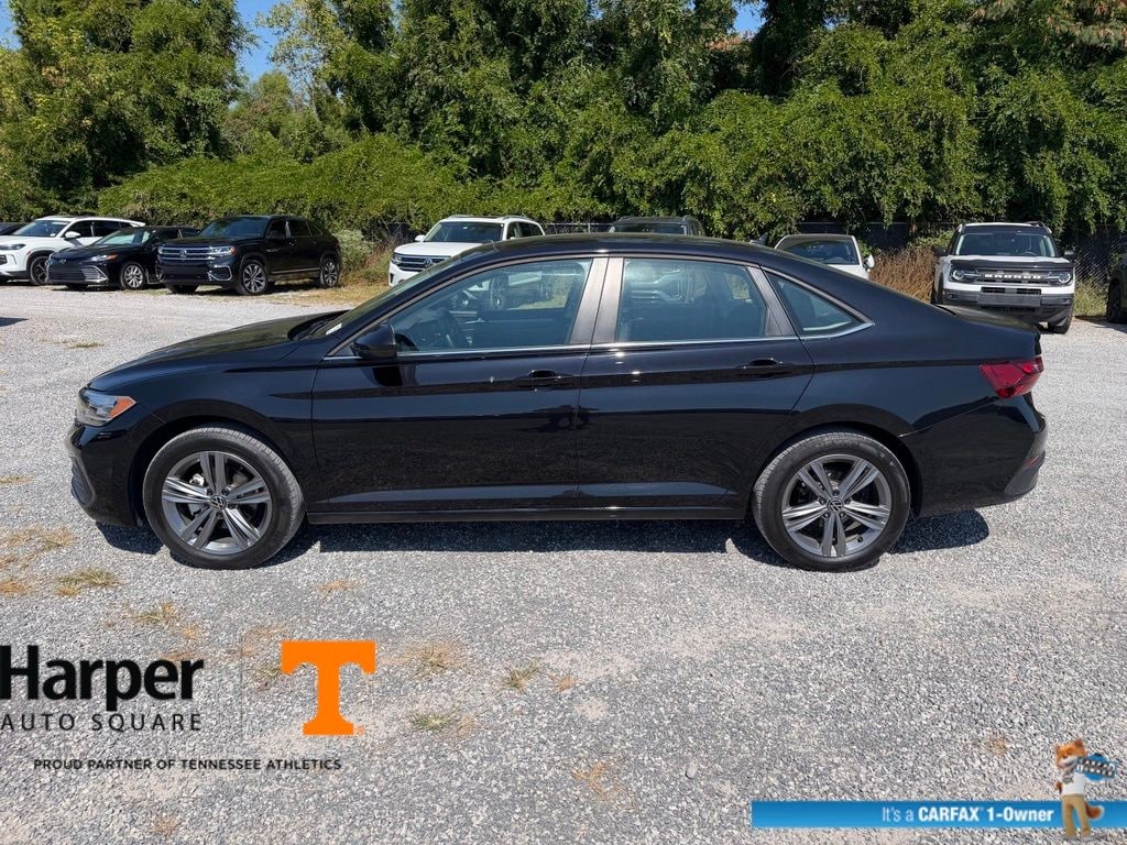 Used 2024 Volkswagen Jetta 1.5T SE Sedan