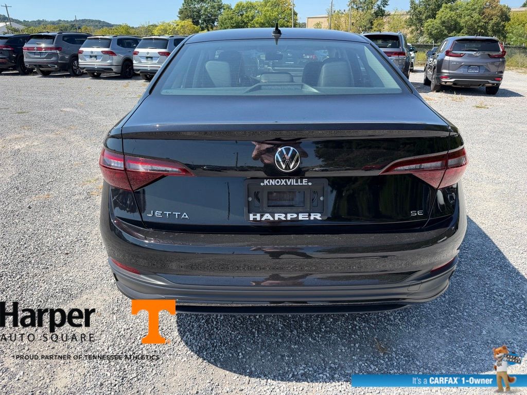 Used 2024 Volkswagen Jetta 1.5T SE Sedan