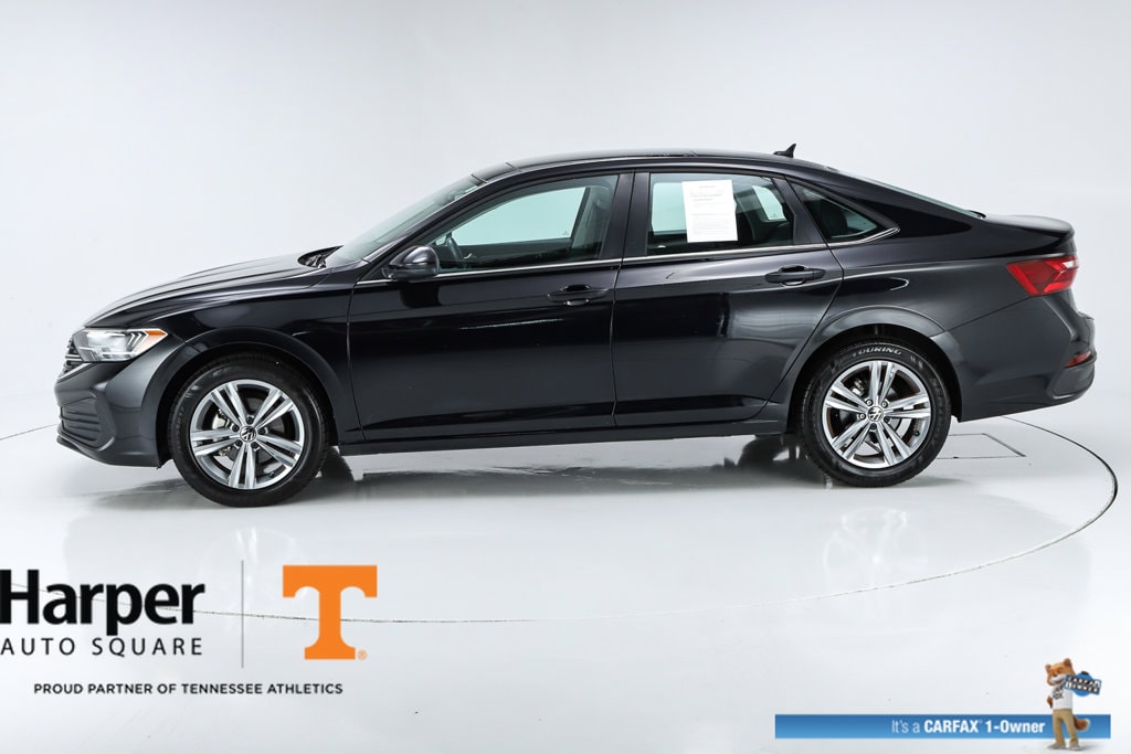 Used 2024 Volkswagen Jetta 1.5T SE Sedan
