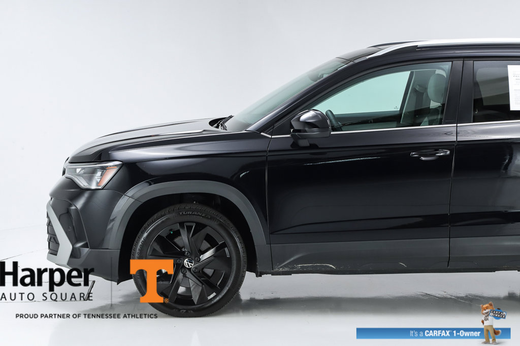 Used 2025 Volkswagen Taos 1.5T SE SUV