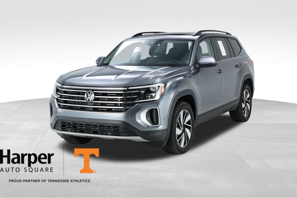 Used 2025 Volkswagen Atlas 2.0T SE w/Technology SUV