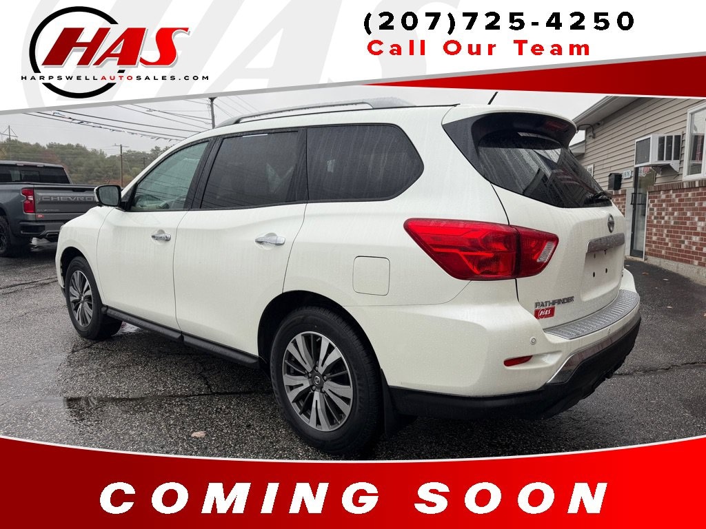 Used 2017 Nissan Pathfinder SL SUV