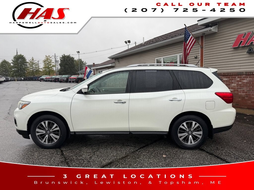 Used 2017 Nissan Pathfinder SL SUV