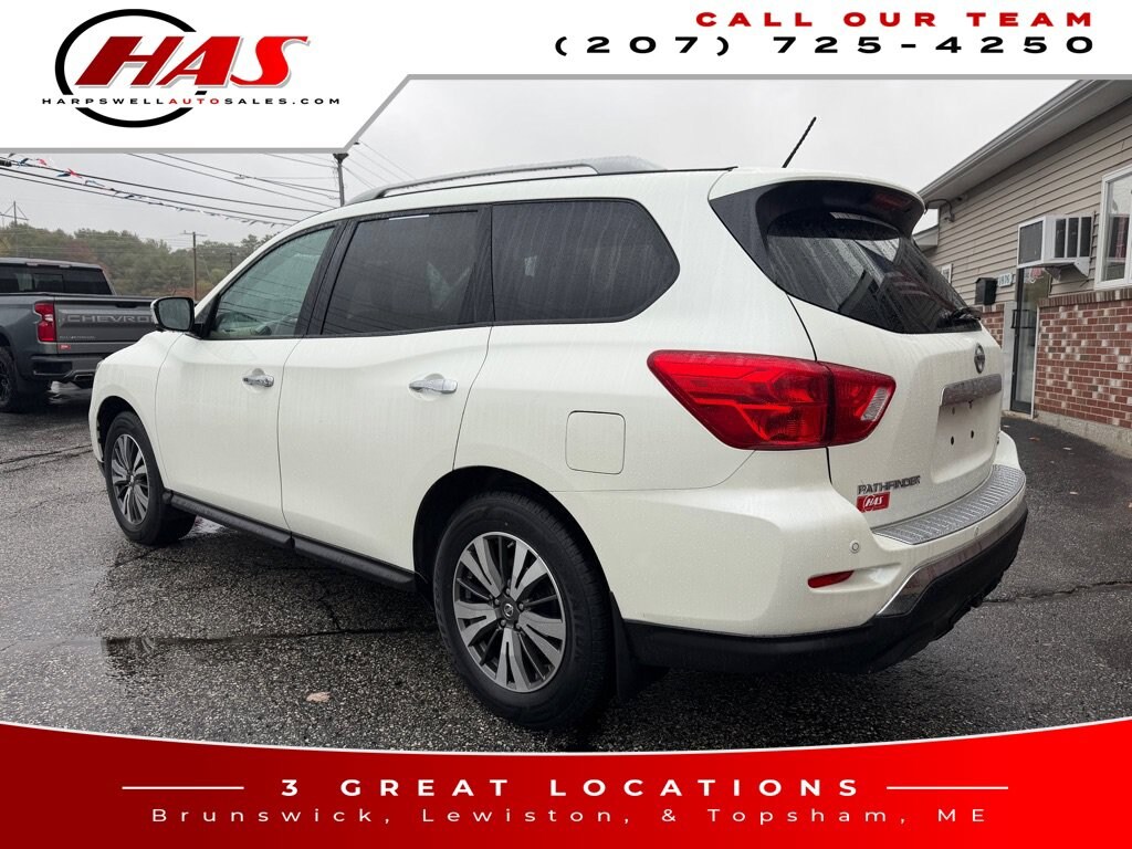 Used 2017 Nissan Pathfinder SL SUV