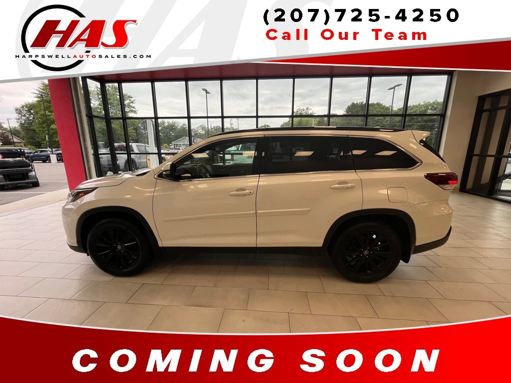 Used 2019 Toyota Highlander SE SUV