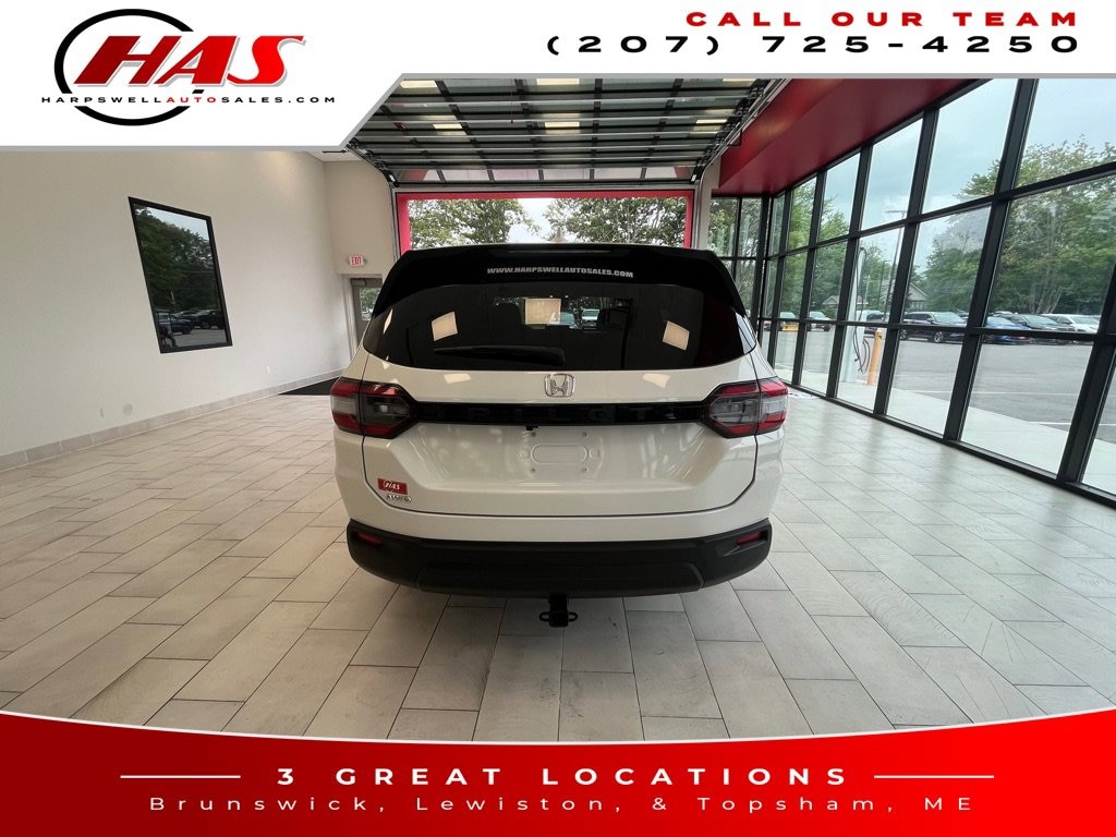 Used 2023 Honda Pilot LX SUV