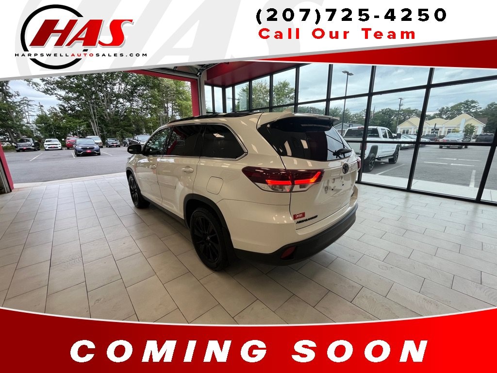 Used 2019 Toyota Highlander SE SUV