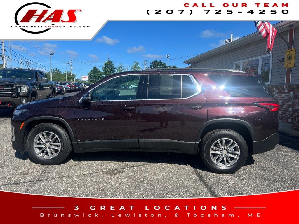 Used 2022 Chevrolet Traverse LT SUV