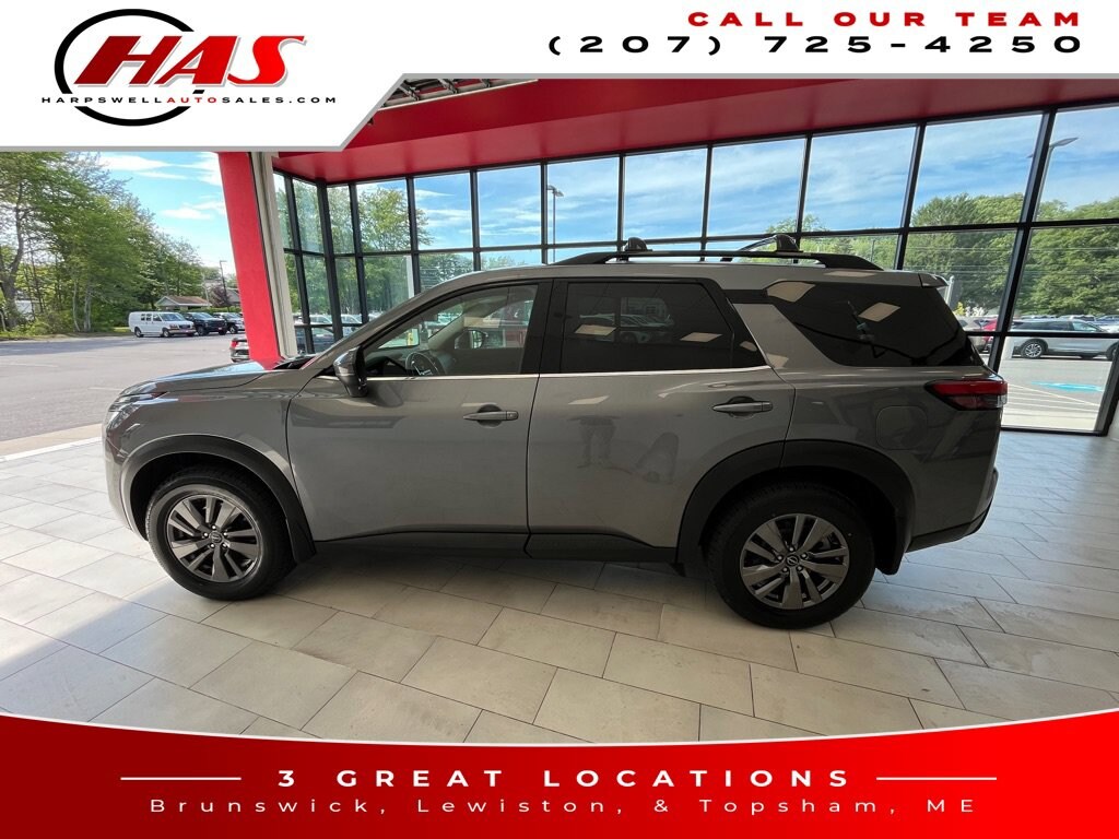 Used 2023 Nissan Pathfinder SV SUV