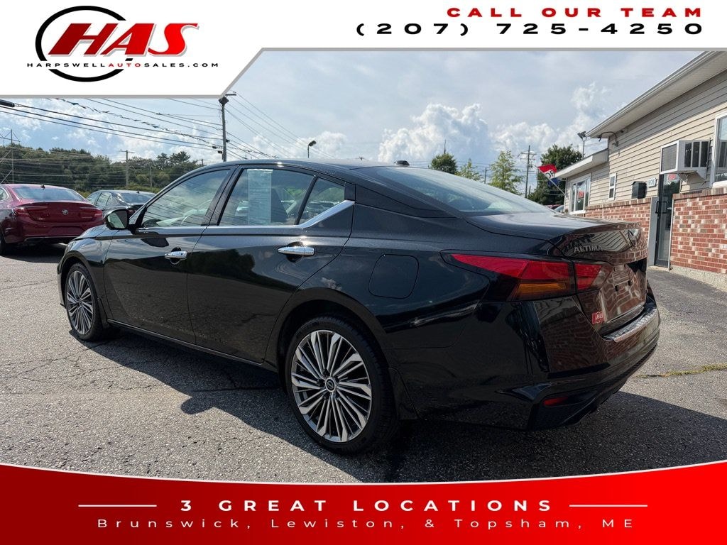 Used 2023 Nissan Altima 2.5 SL Sedan