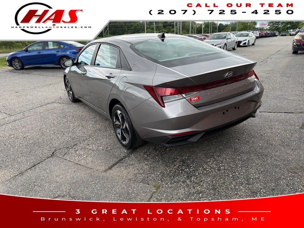 Used 2023 Hyundai Elantra SEL Sedan