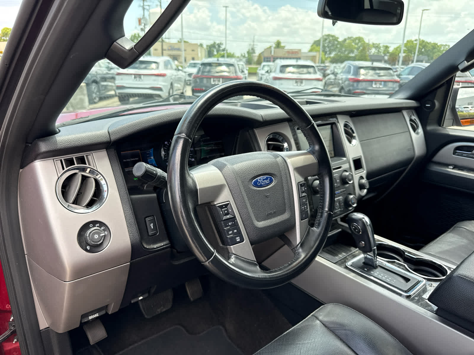 2017 Ford Expedition Limited - Photo 29