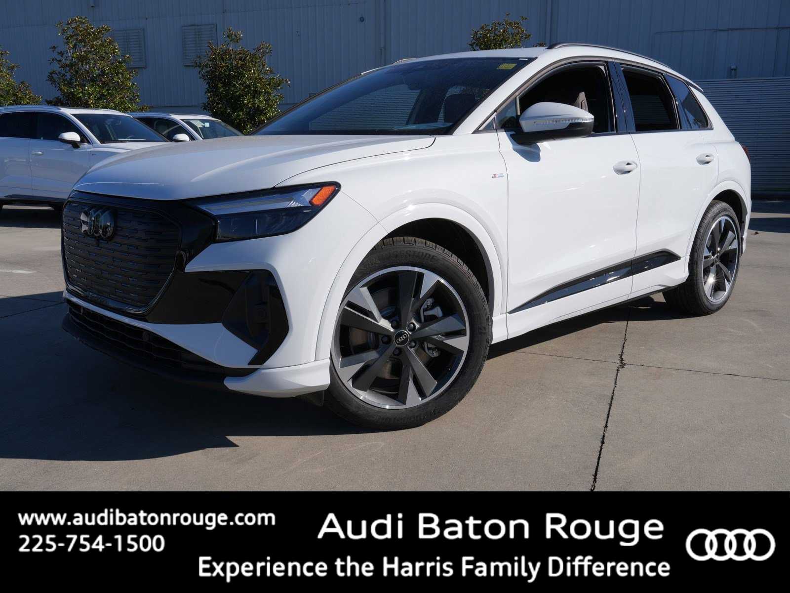 New 2025 Audi Q4 e-tron 55 Premium SUV
