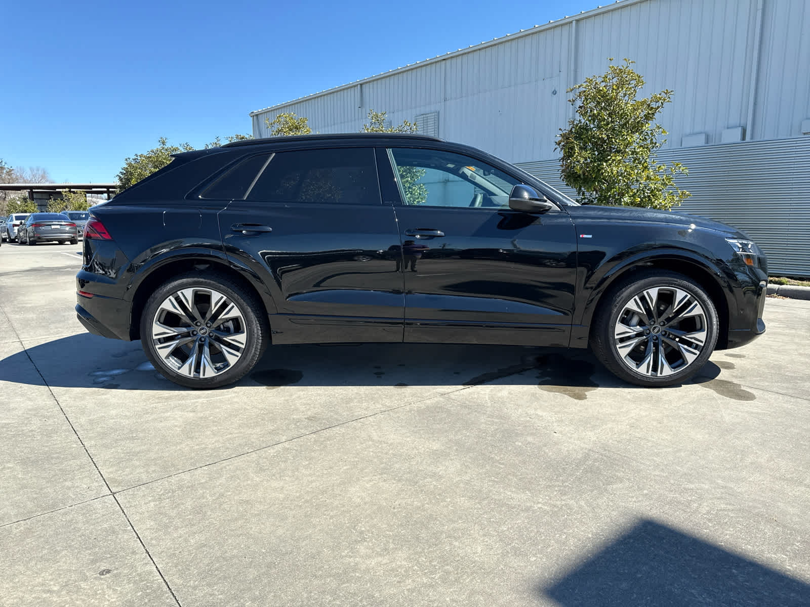 New 2025 Audi Q8 55 Prestige SUV