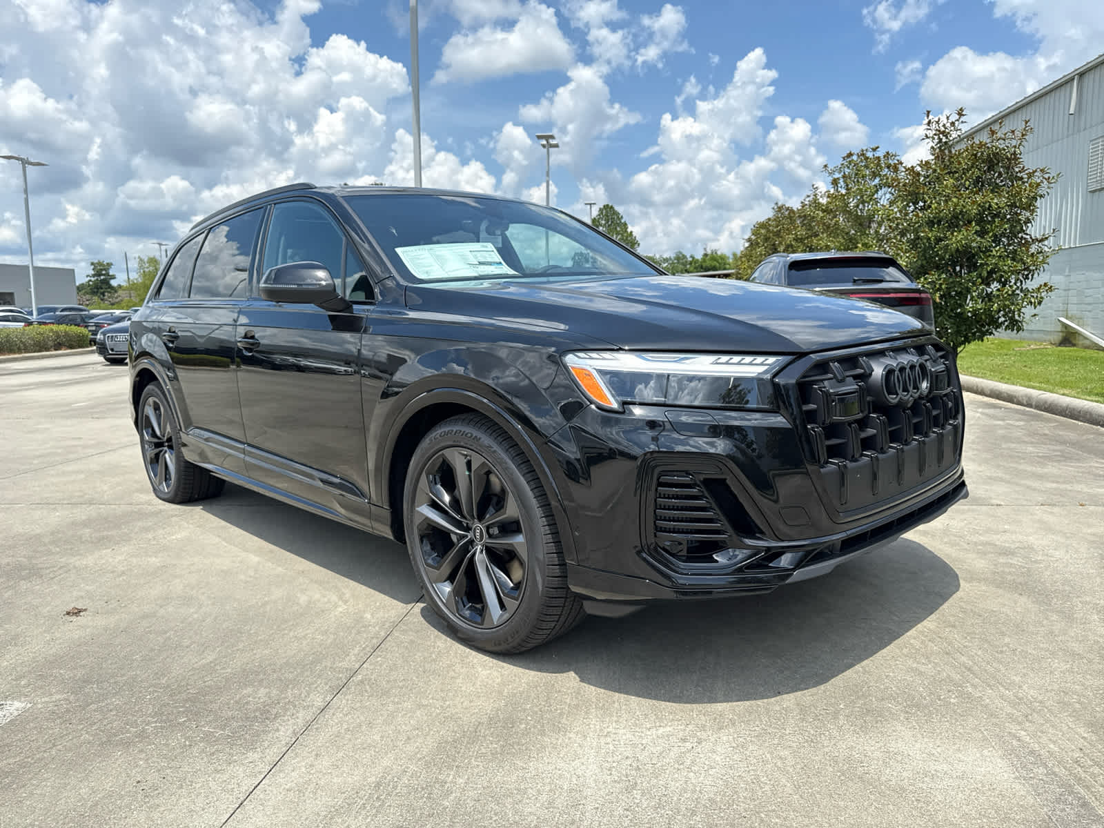 New 2025 Audi Q7 55 Prestige SUV