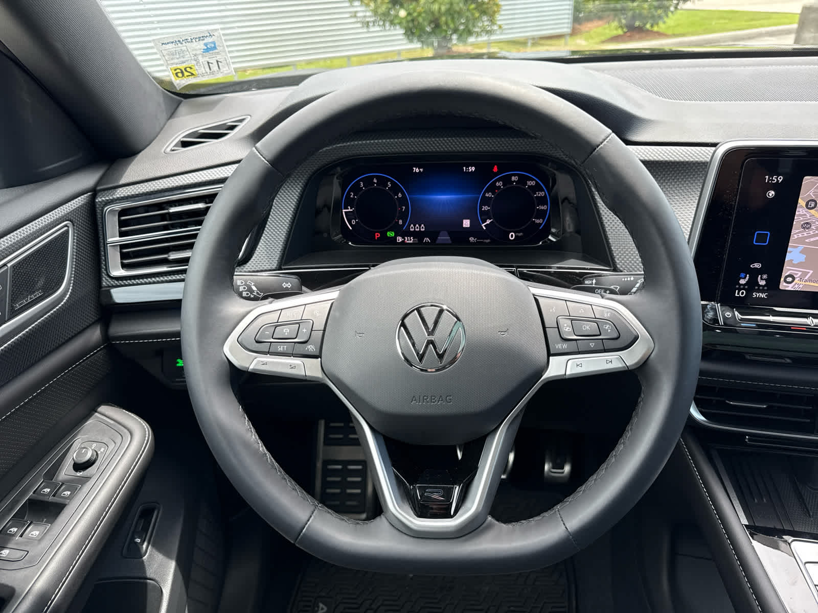 2025 Volkswagen Atlas Cross Sport SEL Premium R-LINE - Photo 26